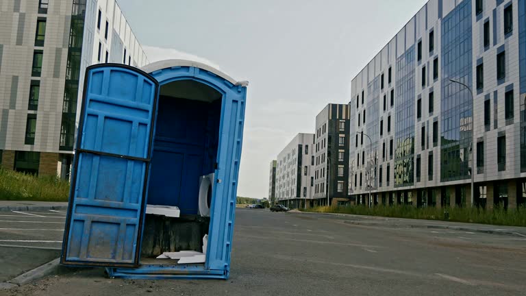 Best Portable Toilet Rental for Emergency Services  in Farmersville, OH